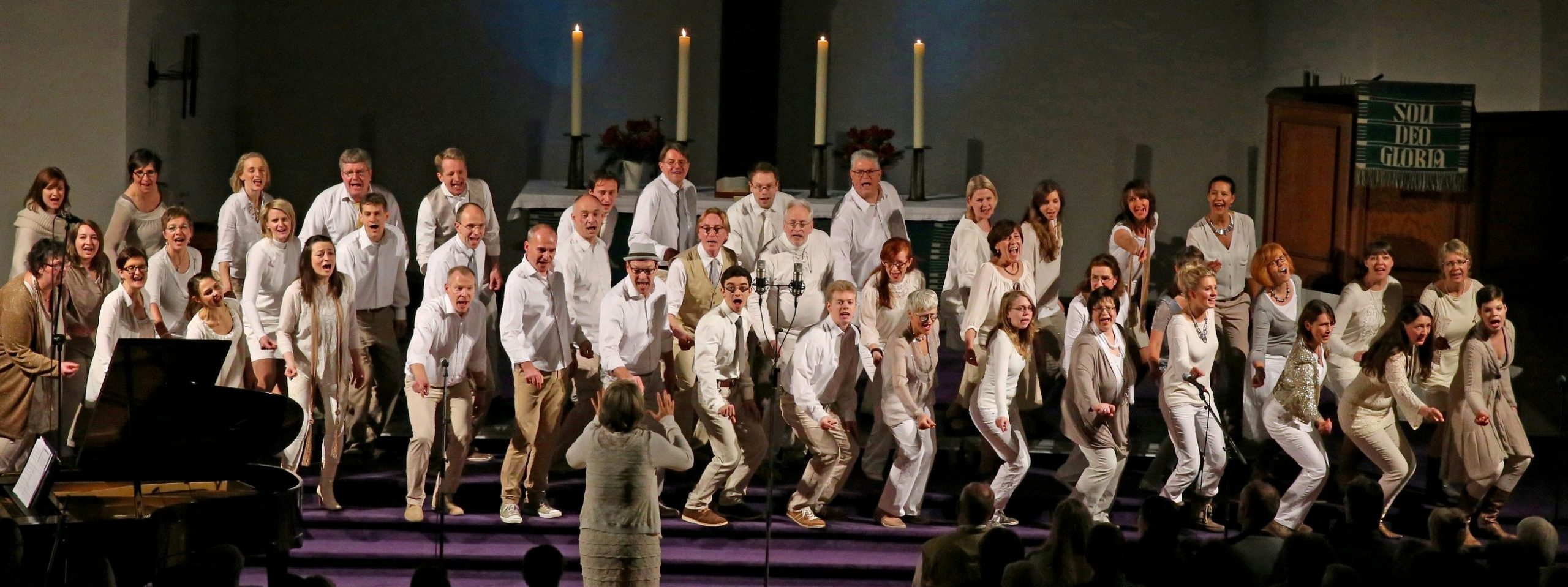 Ein Chor auf der Bühne